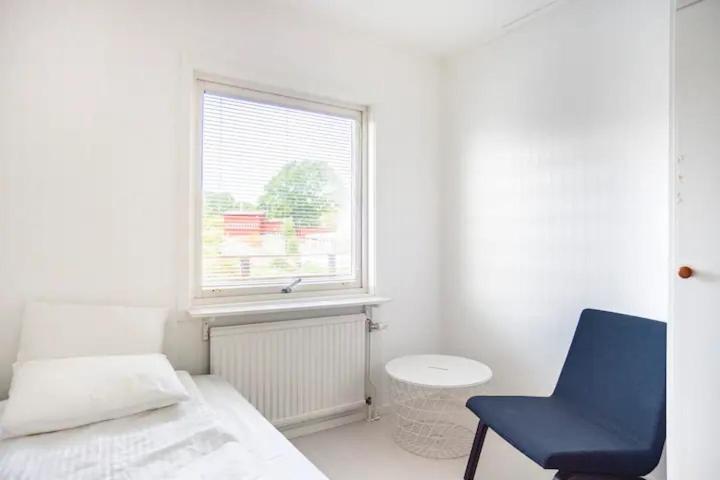 By The Bay In A Shared Homestay Gothenburg